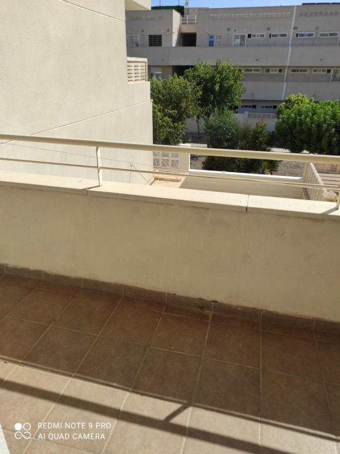 Habitaciones En Casa Compartida Retamar 알메리아 외부 사진